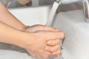 Brneni Rukou